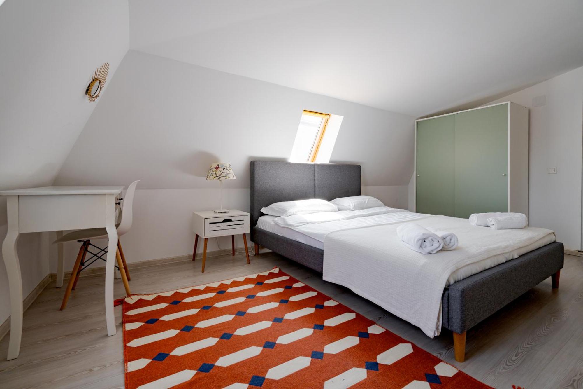 Central Muse Apartment 布加勒斯特 外观 照片
